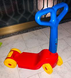 Monopattino bimbo/a 4 ruote