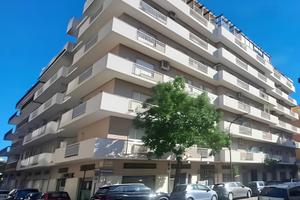 Appartamento 5 locali con ascensore - Pescara