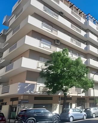 Appartamento 5 locali con ascensore - Pescara