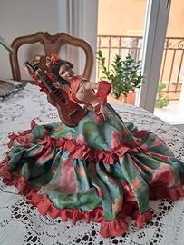 Bambola spagnola antica