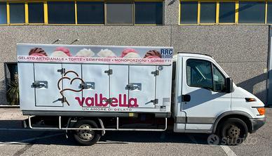 Furgone Daily refrigerato Gelati e Surgelati RRC