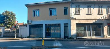 Negozio/ ufficio in Gallarate in via Arconti