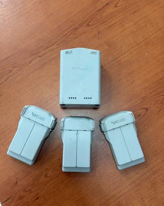 Batteria e Hub per Dji 4pro