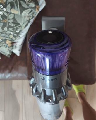 Dyson v11