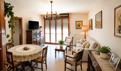 Bel 4 vani con balcone garage e posto auto