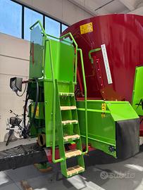 Carro miscelatore trainato