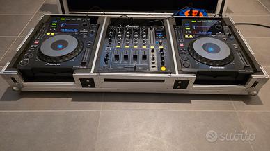 Console DJ PIONEER: 2x CDJ 900 + DJM700 + Case
