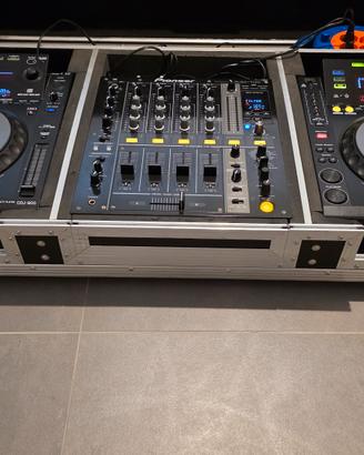 Console DJ PIONEER: 2x CDJ 900 + DJM700 + Case