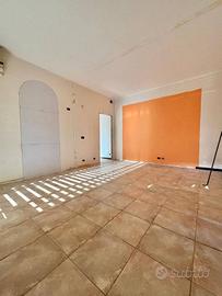 NOVARA 18KM: AMPIO BILOCALE CON AUTORIMESSA