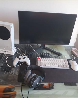 Xbox series S, Postazione completa