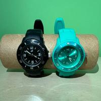 Coppia di orologi da donna