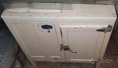 Antica ghiacciaia 2000,35