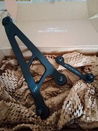 Staffa rimozione pedane e leve  Suzuki GSX S 750