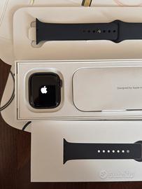 Apple Watch Series 7 45mm GPS + Cellular