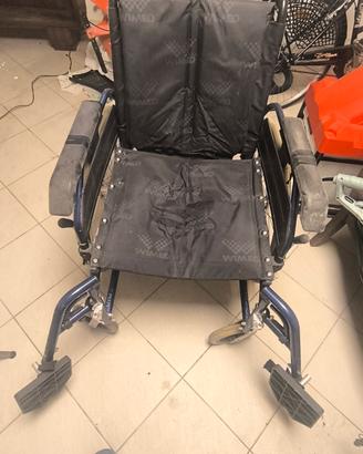 sedia a rotelle