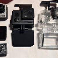 GoPro 3 con 2  custodie 1 subacquea
