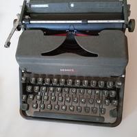 Macchina da scrivere Hermes 2000