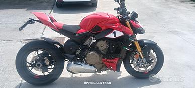 Ducati street fighter v4s 2023