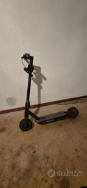 Monopattini elettrici xiaomi essential e m365