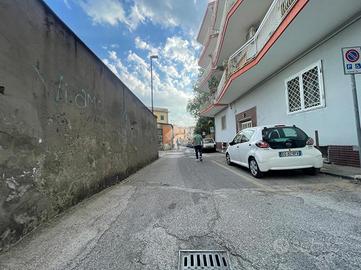 NEGOZIO A POZZUOLI