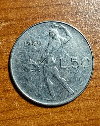 Moneta 50 lire vulcano 1960. Non comune. 