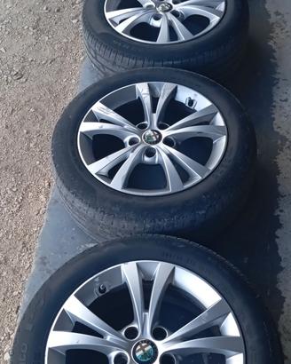 cerchi e gomme alfa Giulietta 
