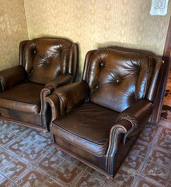 Salotto capitonné in pelle - divano e due poltrone