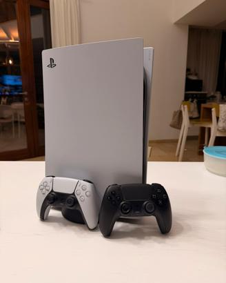PS5 con Lettore Disco + 2 controller