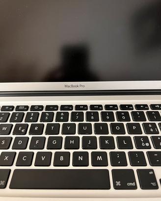 MACBOOK PRO