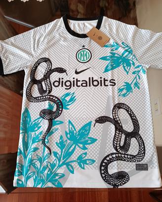 Maglia Inter edizione speciale 2024/25