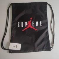 Zaino collab Supreme x Jordan