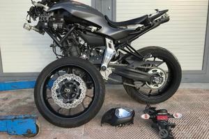 Yamaha mt 07 2015 ricambi usati mt 07 km 255