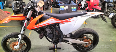 KTM SM 125 cc 2t come nuova