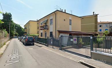 Via bassa -Golosine-Verona-Arredato