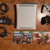 XBOX 360 + 4 GIOCHI+ 2 CONTROLLER