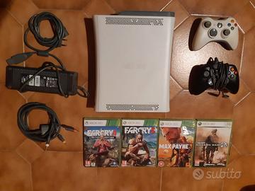 XBOX 360 + 4 GIOCHI+ 2 CONTROLLER