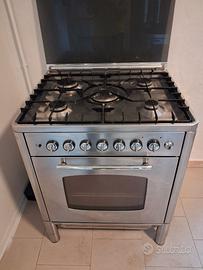 cucina a gas in acciaio inox 5 fuochi