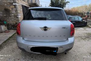 vedesi prezzo trattabile 