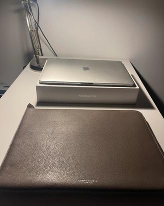 MacBook pro 15’ (2019) - 2,3 Intel Core i9 512GB