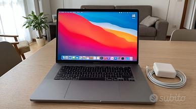 Macbook pro 2019 16gb ram, schermo colori alterati