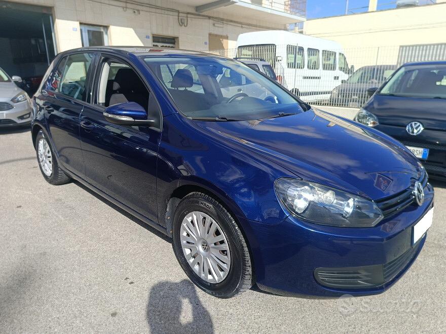 Volkswagen Golf 2010 photo 3