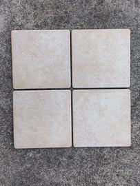 PIASTRELLE  15 X 15 - mq 70