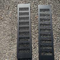 N. GRIGLIE VENTILAZIONE cm. 40x10 nera