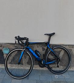 Bici da corsa in carbonio Giant