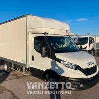 Iveco 35C16 Daily furgone con sponda