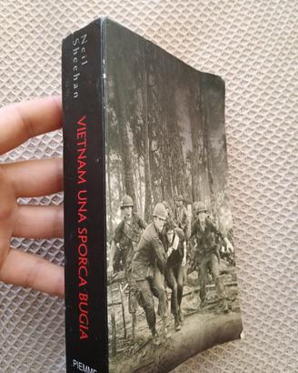 libro "Vietnam. Una sporca bugia "