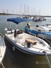 Barca open 4,50 mt con motore Yamaha J 25cv