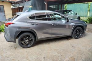 Lexus UX250h 2.0 Midnight 2WD