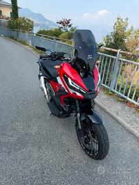 Xadv 750