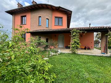 Villa singola Zenevredo [Cod. 237VRG]